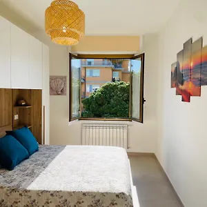 https://sweet-vallecrosia.hotelitalianriviera.com